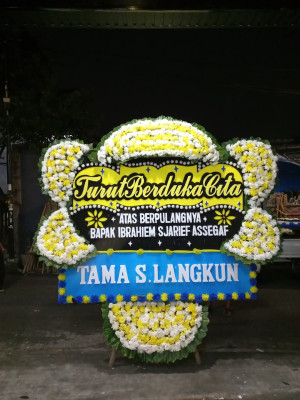 Papan Bunga Duka di Jeruk Tipis